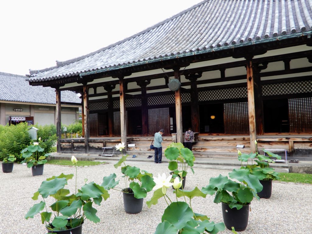 Au temple Gango-ji