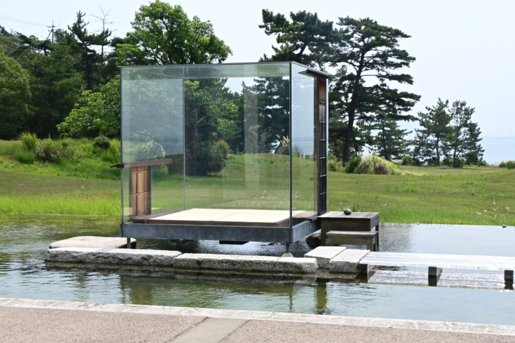 Pavillon de thé en verre, Mondrian