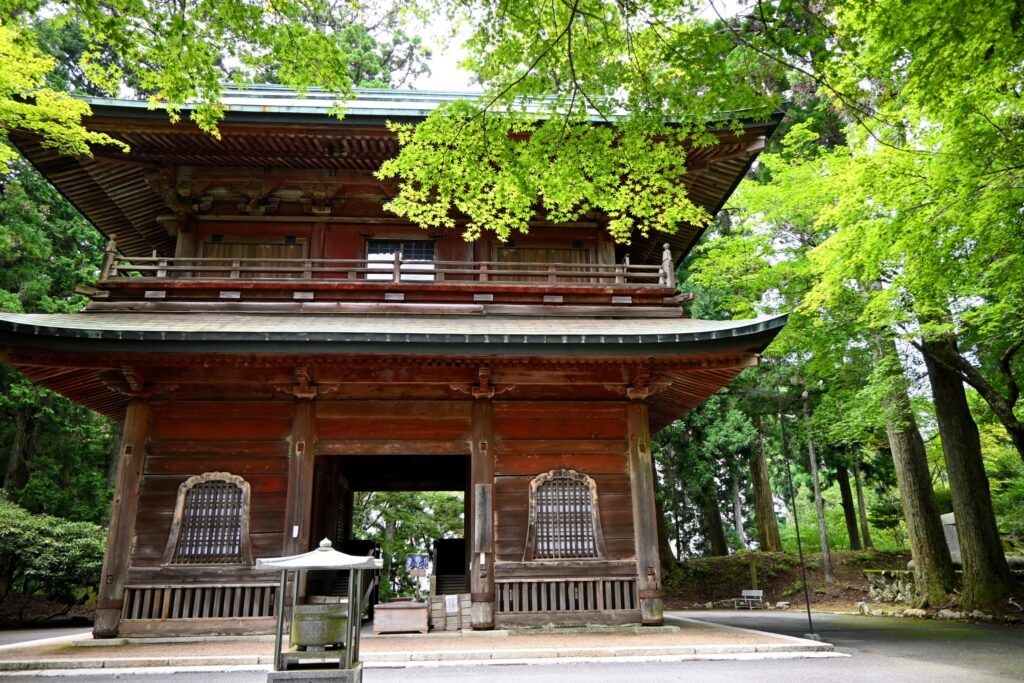 Porte Monju-ro