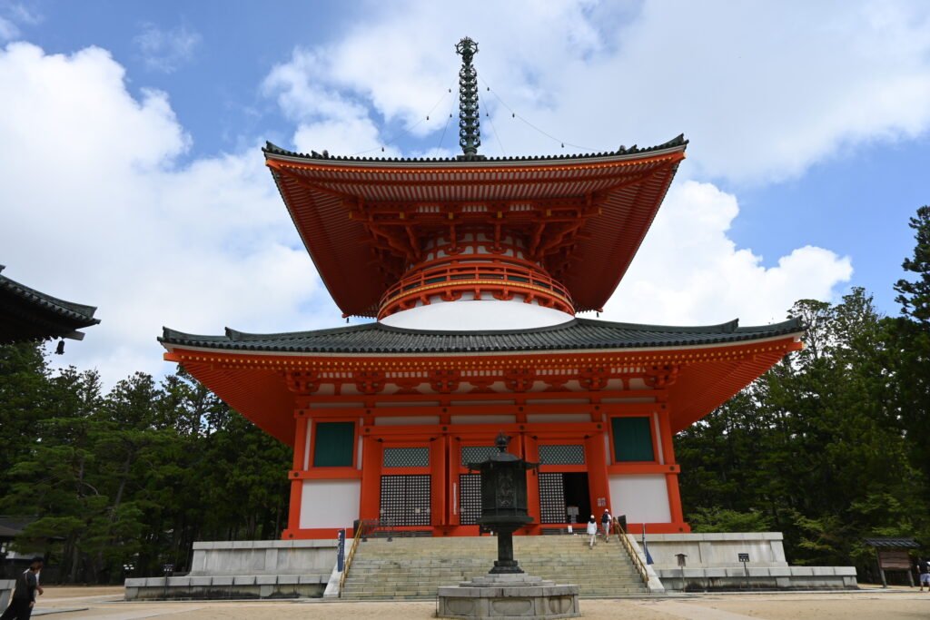 Pagode Konpon Daito