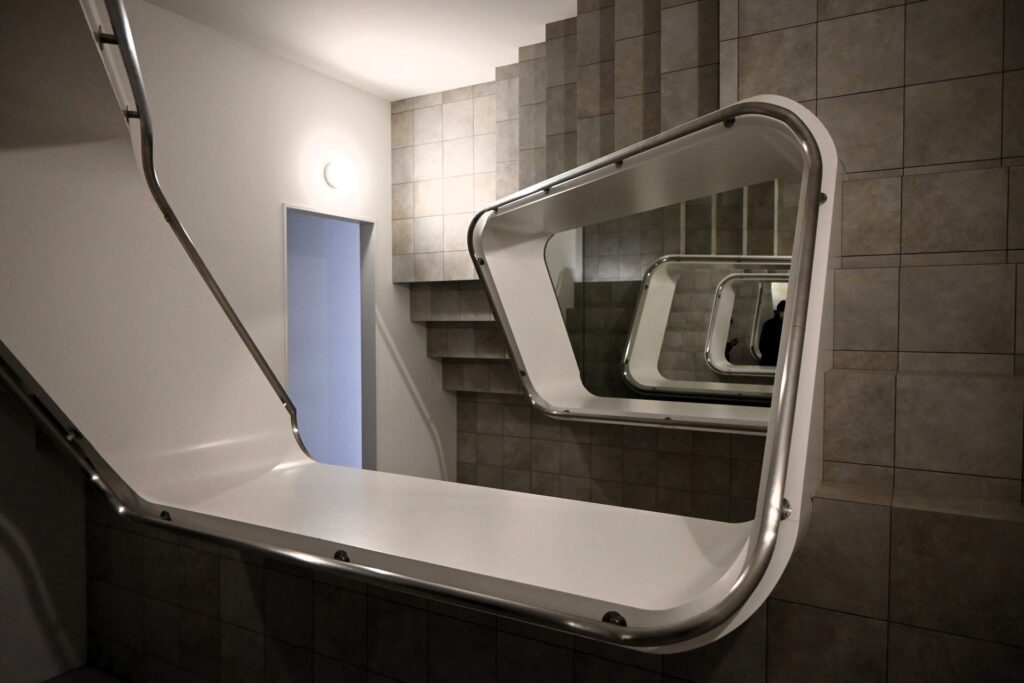 « INFINITE STAIRCASE »
