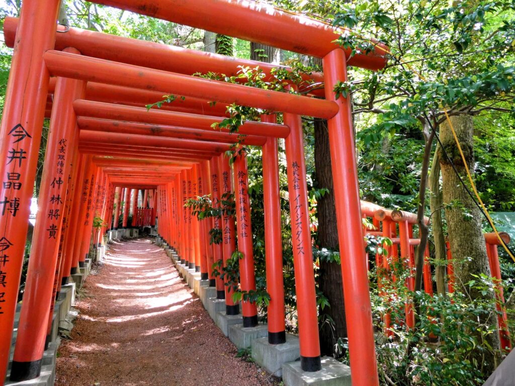 Torii vermillon